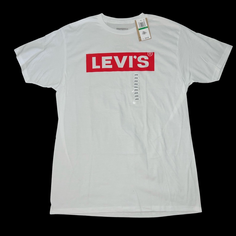 Levi’s Tee